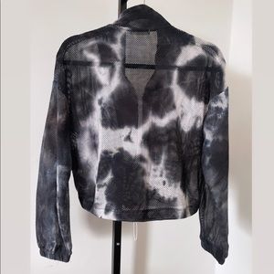 Super Cute Tie Dye pattern Mesh Pull Over